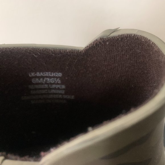 Lucky Brand water shoes - Picture 4 of 5